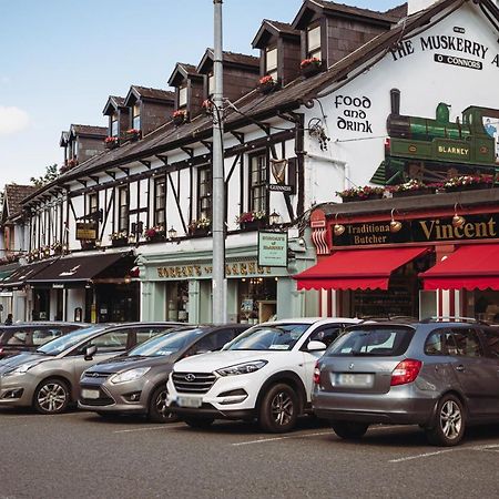Muskerry Arms Bar And B&B Blarney Ngoại thất bức ảnh