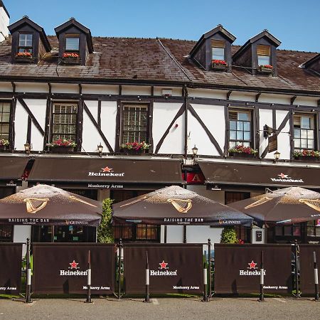 Muskerry Arms Bar And B&B Blarney Ngoại thất bức ảnh
