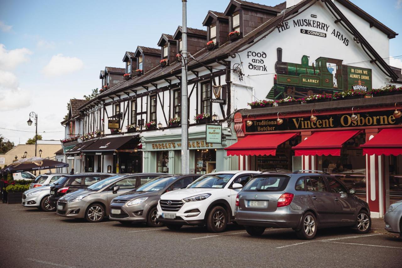 Muskerry Arms Bar And B&B Blarney Ngoại thất bức ảnh