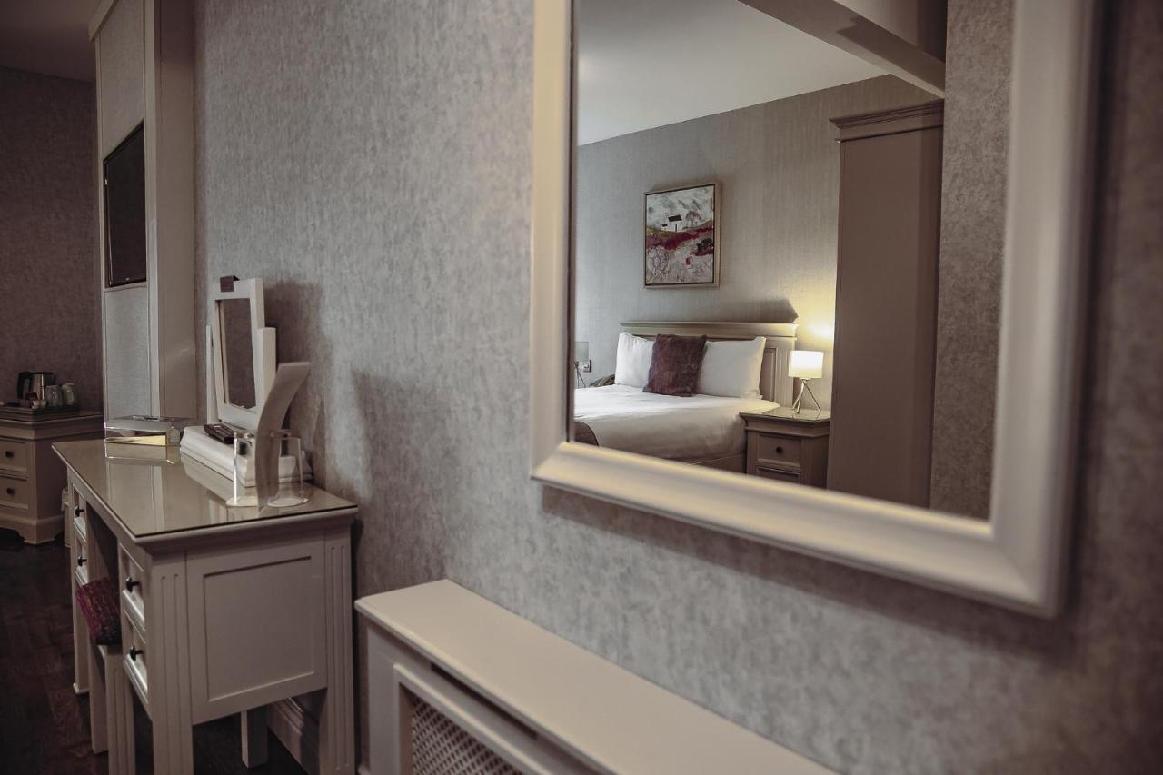 Muskerry Arms Bar And B&B Blarney Ngoại thất bức ảnh