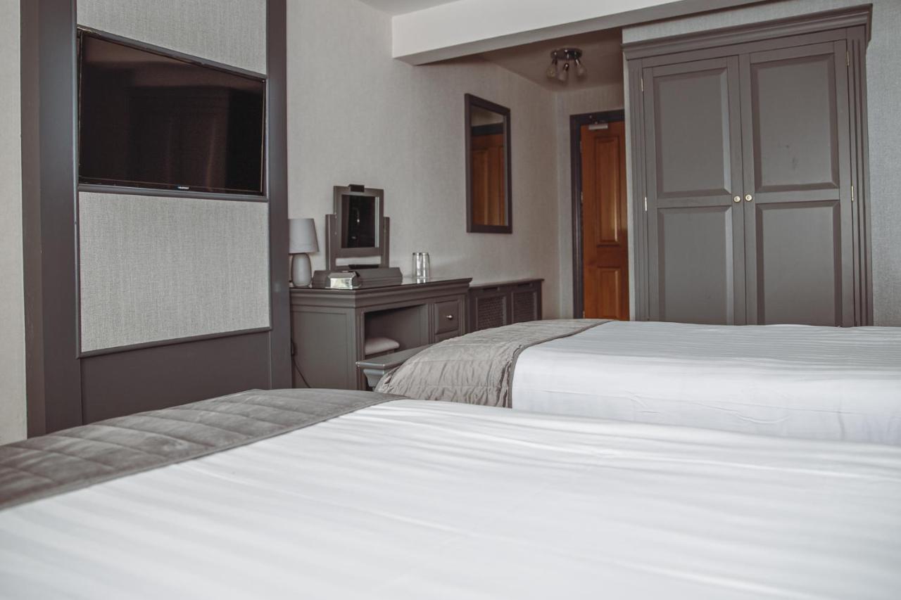 Muskerry Arms Bar And B&B Blarney Ngoại thất bức ảnh