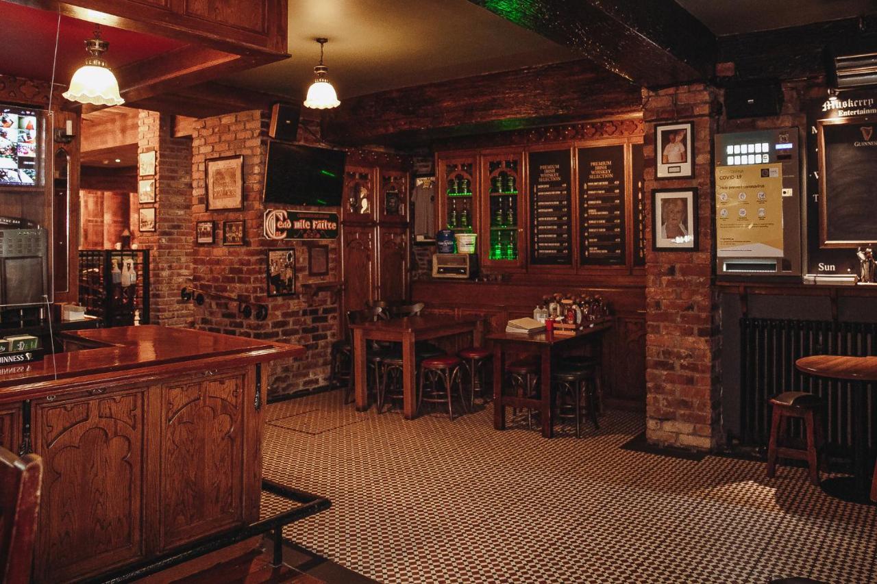 Muskerry Arms Bar And B&B Blarney Ngoại thất bức ảnh