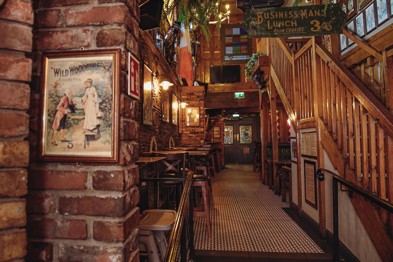 Muskerry Arms Bar And B&B Blarney Ngoại thất bức ảnh