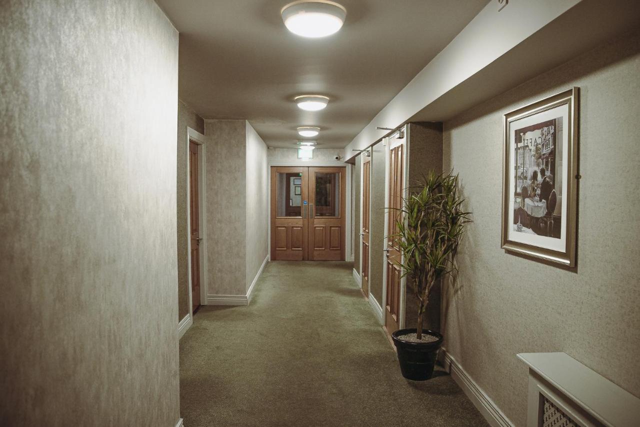 Muskerry Arms Bar And B&B Blarney Ngoại thất bức ảnh