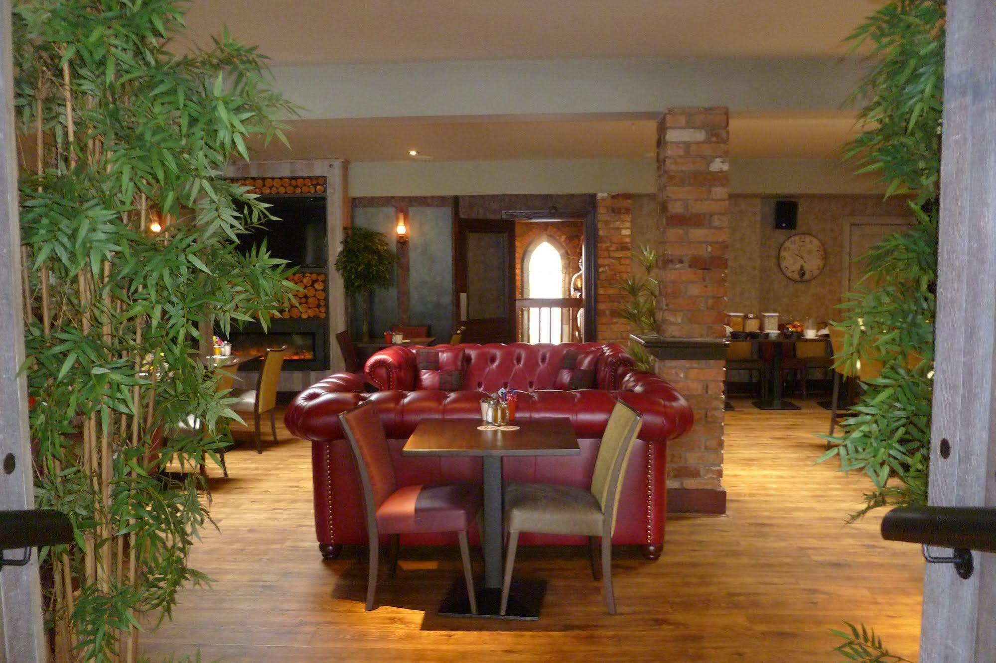 Muskerry Arms Bar And B&B Blarney Ngoại thất bức ảnh