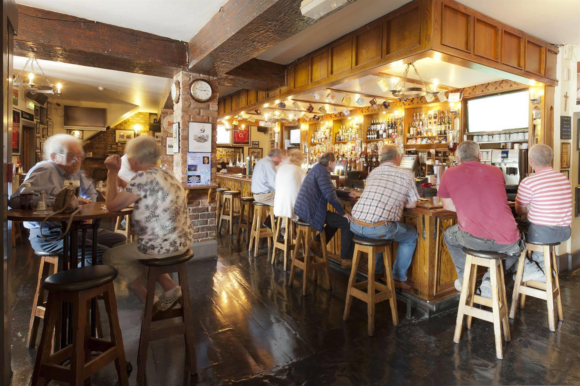Muskerry Arms Bar And B&B Blarney Ngoại thất bức ảnh